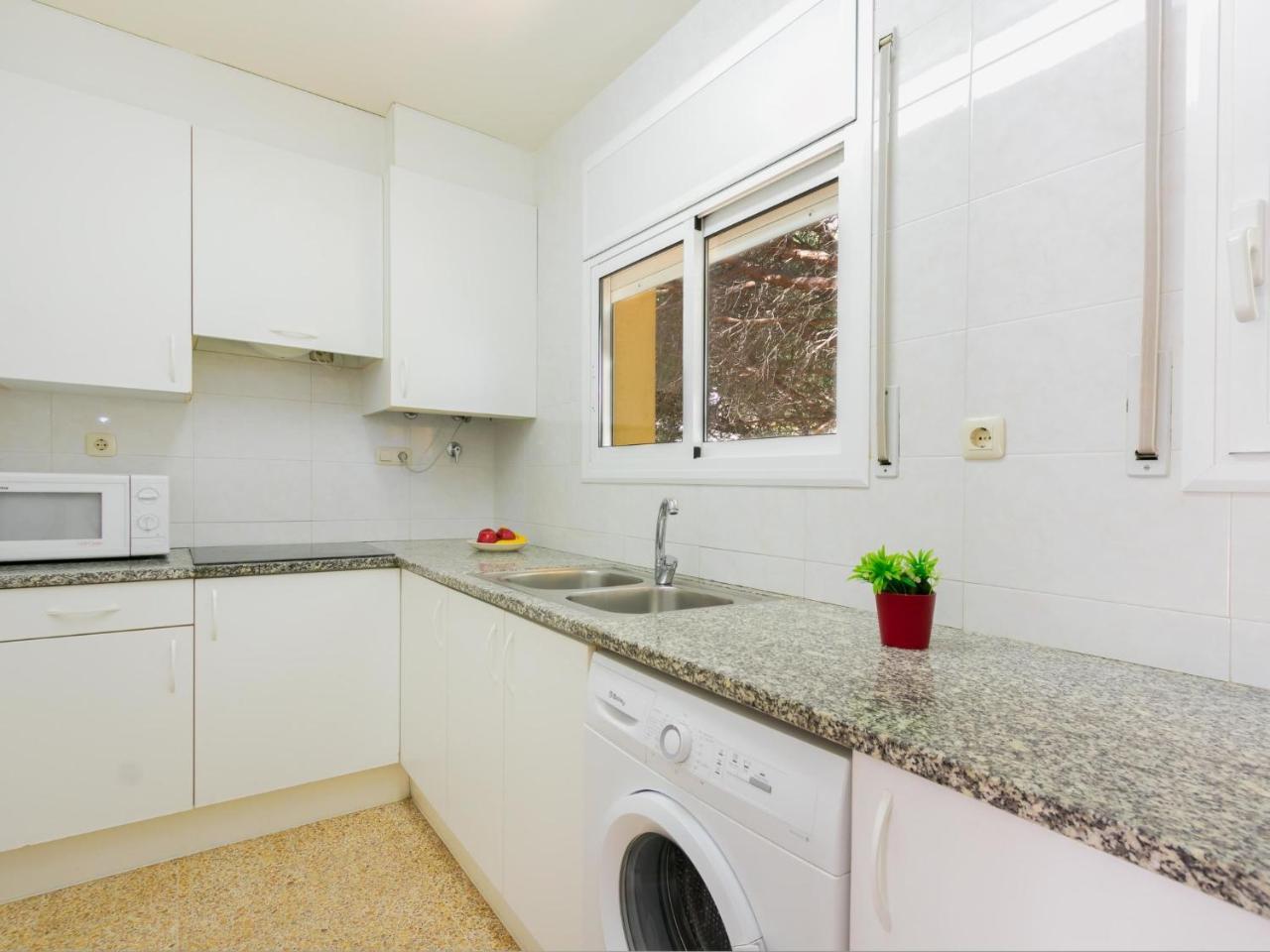 Apartment Velazquez-2 By Interhome Roses Exterior foto